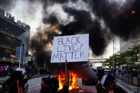 Black Lives Matter Is ‘Dreaming of a #BlackXmas’ by Boycotting all ‘White Companies’