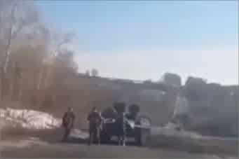 Ukraine’s boldness: Man mocks Russian soldiers who ran out of gas, beauty queen joins military
