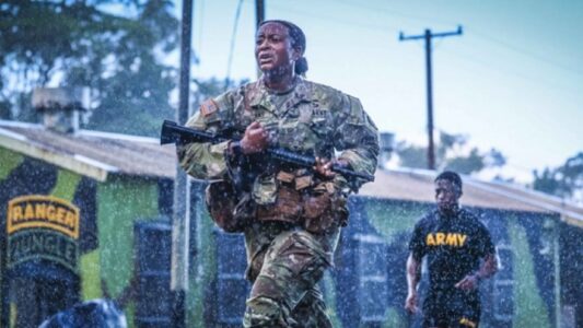ARMY STRONG? Military ‘Reduces Physical Fitness Requirements’ for Women and Older Soldiers