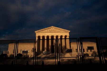 Senate fails to advance bill to guarantee abortion access nationwide