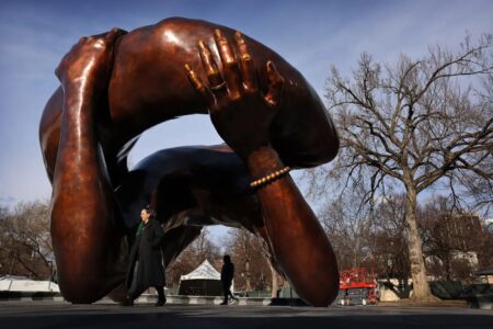 Pags talks MLK and the sad new statue that looks .. odd
