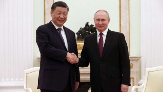 Chinese President Meets With Russia's Putin
