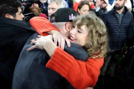 Pags Explores Taylor Swift and Travis Kelce's Connection