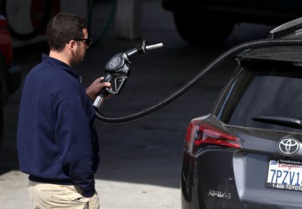 Trump Targets California’s Emissions Waiver in Push for Gas-Powered Cars