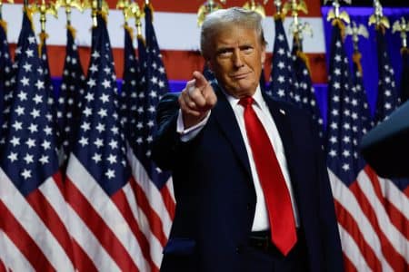 Trump Warns Colombia’s Petro to ‘Watch His a’ After Maduro Capture