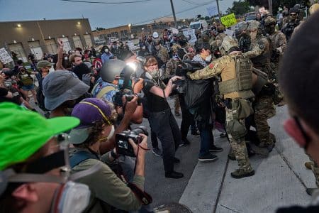 Police Unions Slam Chicago PD Over Alleged Order Not to Help ICE Agents Surrounded by Protesters