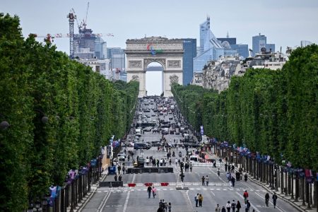 Fear Grips Paris: NYE Event Canceled Over Security, Migration Concerns