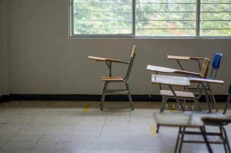 Chicago Teacher on Leave After Post Supporting ICE: ‘Inappropriate and unsuitable for an educator’