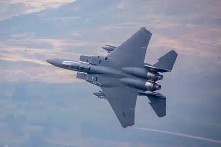 BREAKING: Trump Directs Bold Operation After Iran Downs American F-15 in Hostile Zone